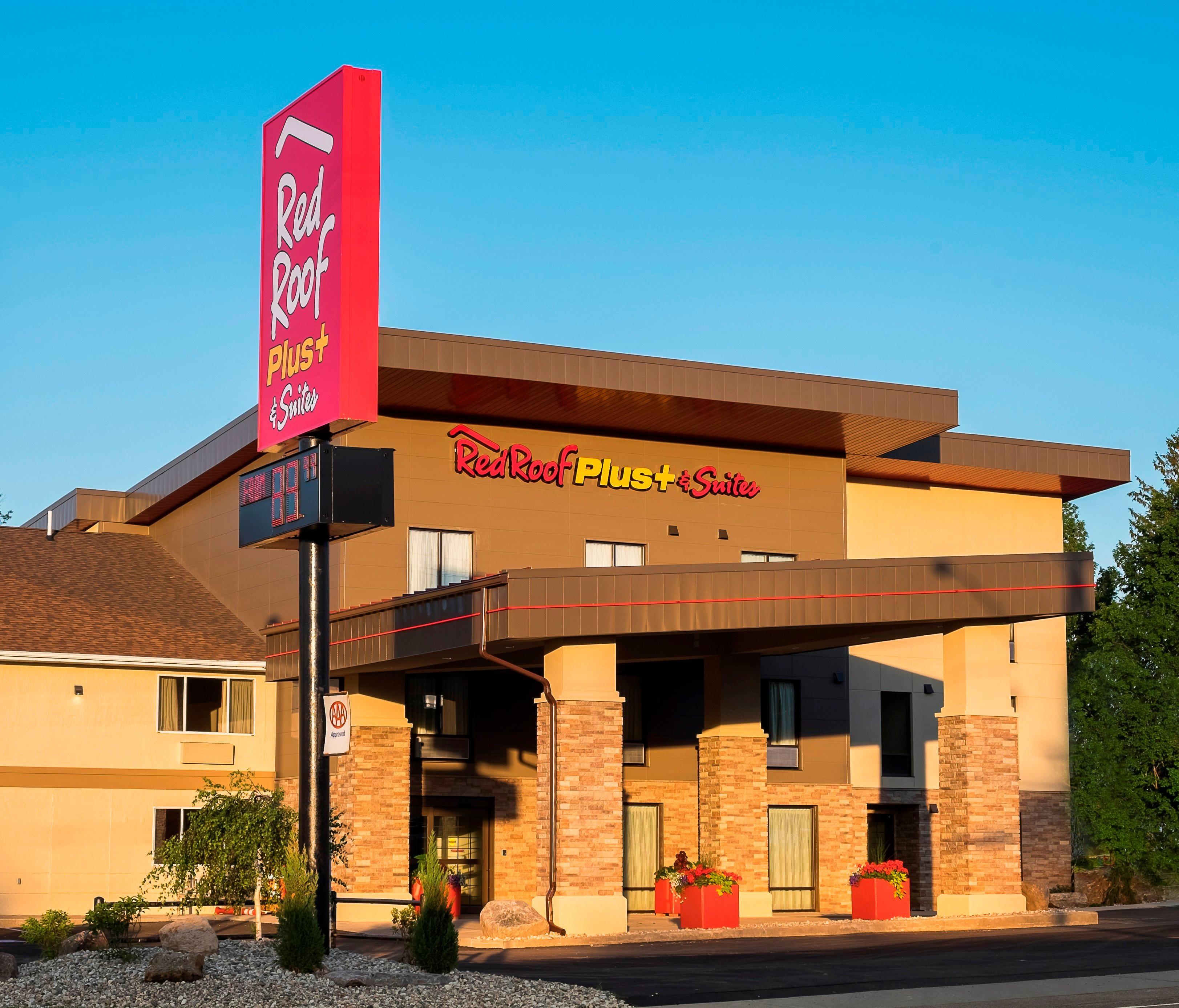 Red Roof Inn Plus+ & Suites Malone Exterior photo